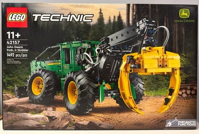 NEW LEGO TECHNIC: John Deere 948l-II Skidder (42157) 1492 PCS (DENTED BOX)