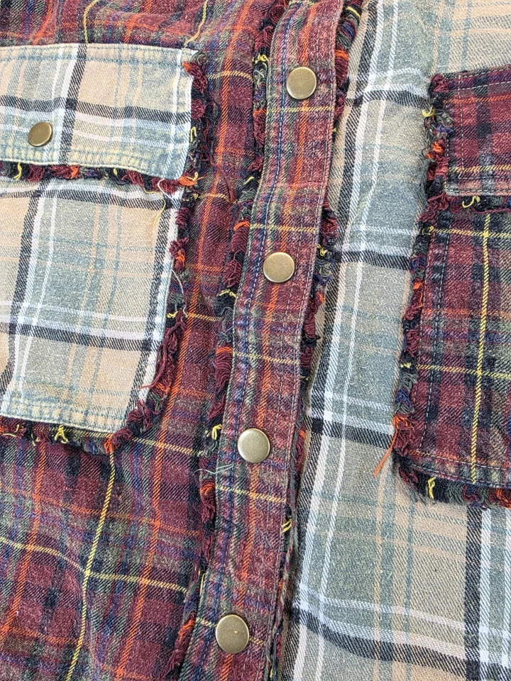Женская укороченная фланелевая рубашка Oli & Hali средний размер пэчворк необработанный подол большого размера богемное дерево - Изображение 4 из 4