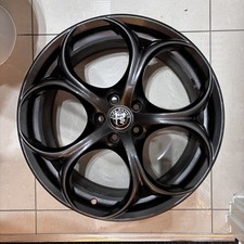 Genuine Alfa Romeo Giulia 19" Telephone Dial Alloy Wheel 156158669 8J ET33
