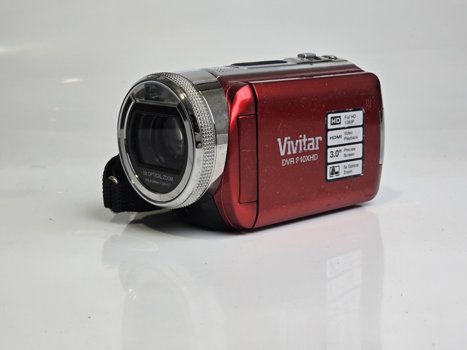 840xhd Red Compact