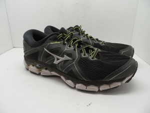 men's wave sky 2 running shoe