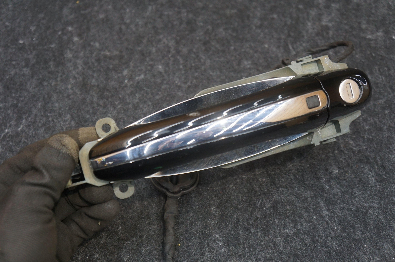 Front Left Door Handle OEM 3W0837885A Bentley Continental Gt Flying Spur 2003-12