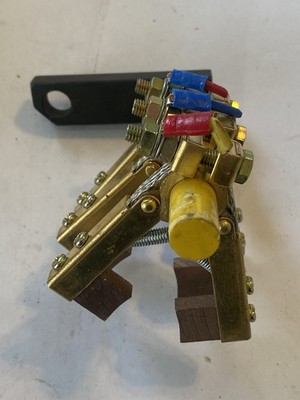 6 X 12mm Vshape Carbon Brush Holder Configuration
