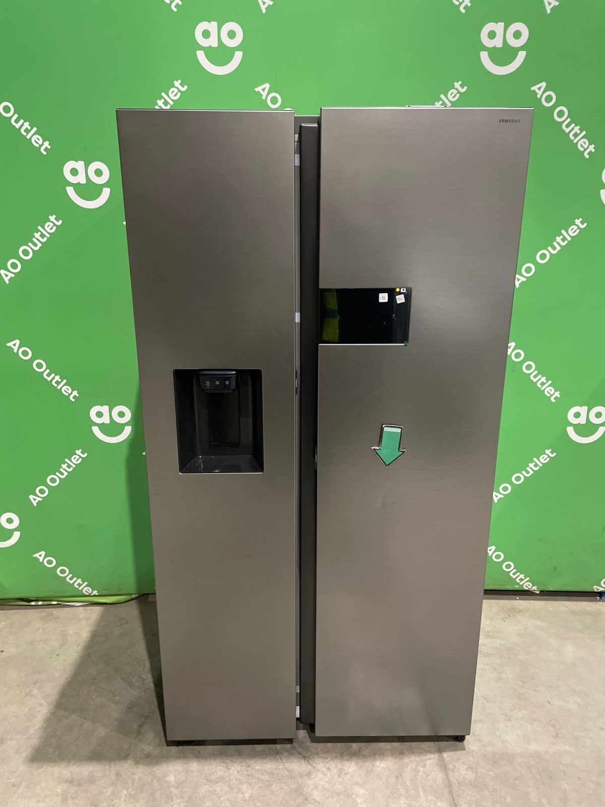 Samsung American Fridge Freezer WIFI Plumbed No Frost - RS90F64EDTEU #LF122153