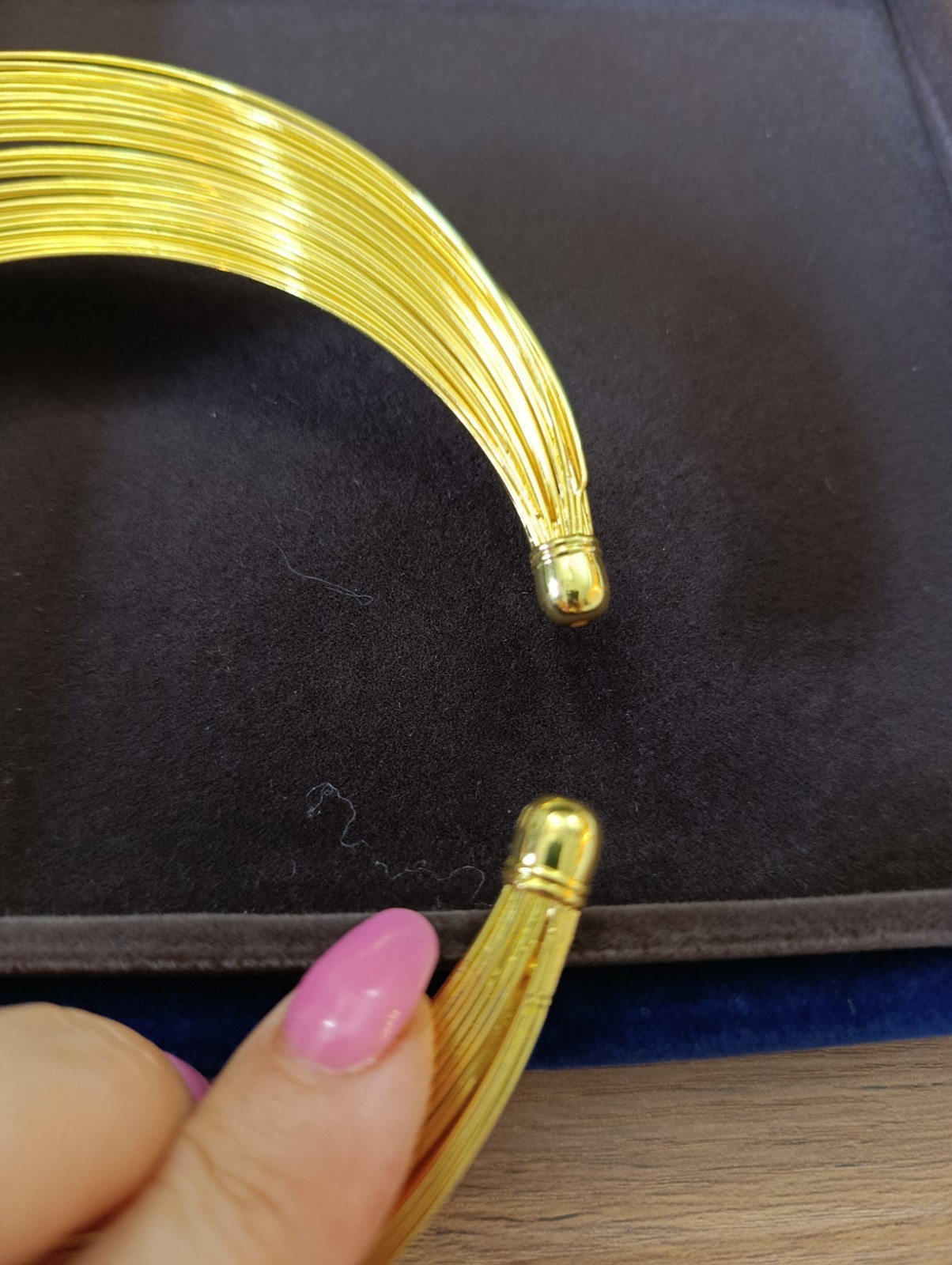 Collier Necklace Multiple Strings Hardback Golden - image 7