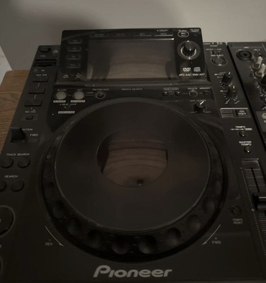 Pioneer CDJ-2000