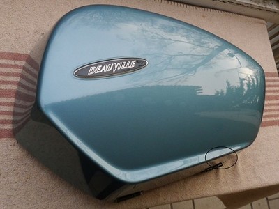 Ein Paar große Kofferdeckel für Honda NT700V Deauville