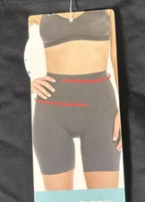 Assets by Spanx Women Shaping Mid-Thigh Shorts Shaper Black 1X