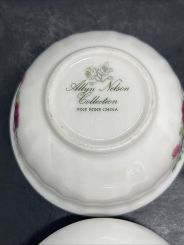 Pink Roses 2 piece Tea Strainer By Allyn Nelson Fine Bone China - Picture 4 of 10