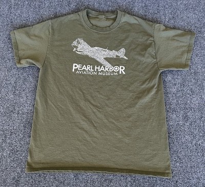 Pearl Harbor Aviation Museum T Shirt Green White Logo Spellout Mens Medium