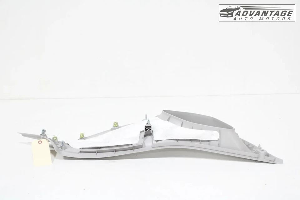 2024-2025 CHEVROLET TRAX TRASERO IZQUIERDO C PILAR CUARTO SUPERIOR MOLDURA CUBIERTA PANEL OEM Foto 4 de 4