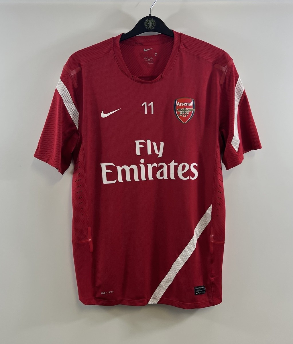 JERSEY HOME SOCCER FOOTBALL 2014/2015 PUMA ARSENAL エジル　＃11　ドイツ代表　Arsenal　インポート　ユニフォーム #11 SIZE OZIL 応援グッズ