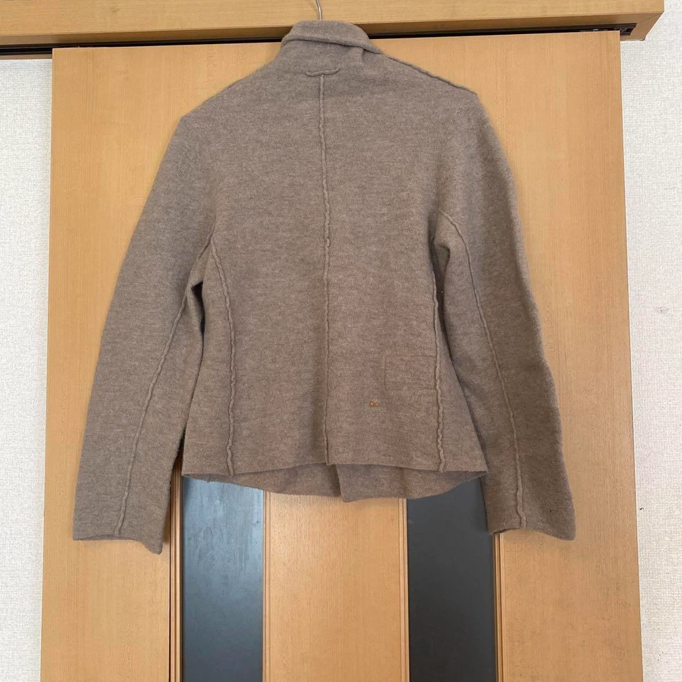 Jaqueta de lã de feltro flutuante 45rpm 45R tamanho livre feminina feita no Japão - Imagem 3 de 4