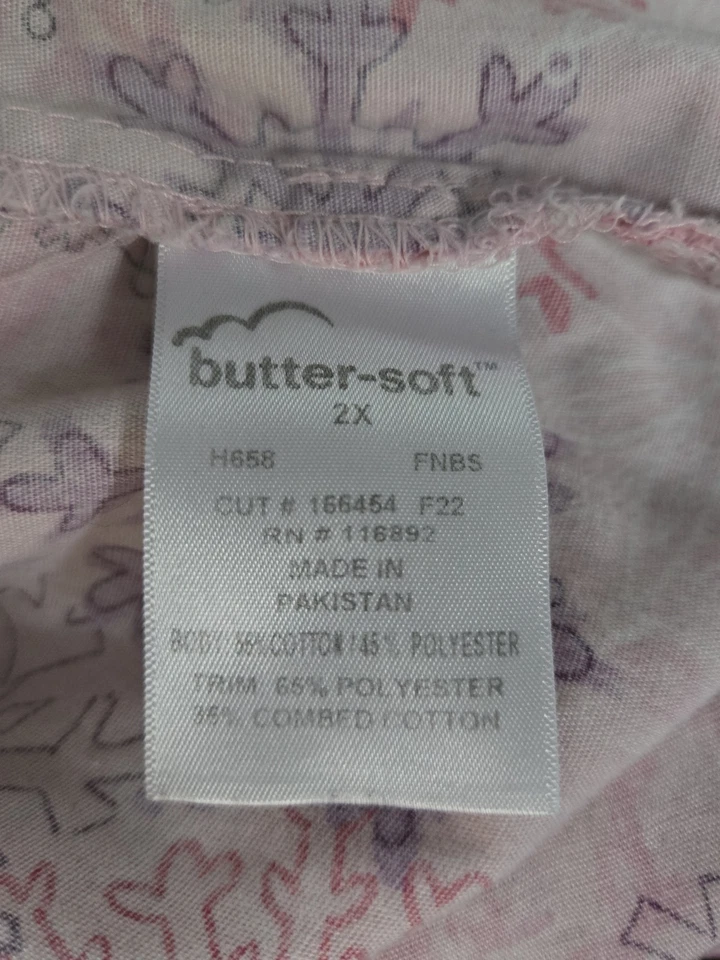 UA Scrubs Scrub Top size 2X-Pink/Purple Snowflake V-Neck-Chest 27.5"/L 27.5" - Image 3 of 4