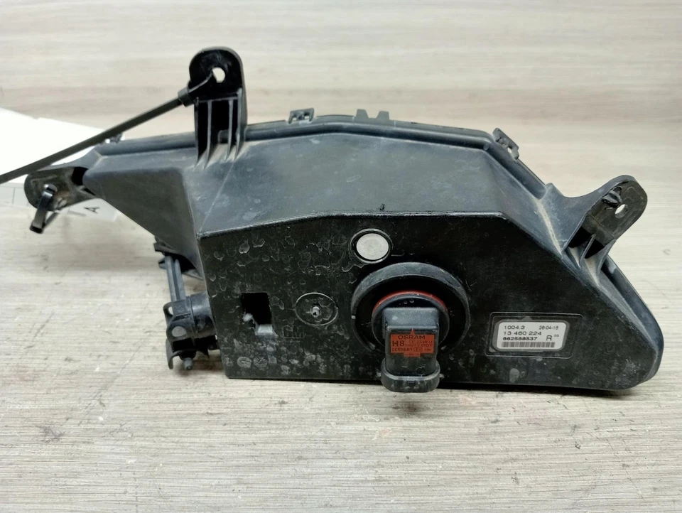 HOLDEN COMMODORE RIGHT INDICATOR/FOG/SIDE BUMPER FOGLAMP, ZB, 10/17-12/20 2019 - image 3 of 4