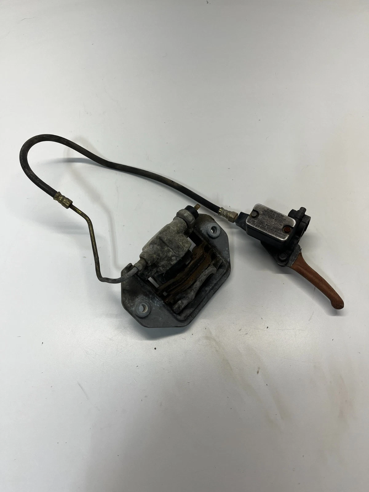 95 Polaris Indy XLT 600 Snowmobile OEM GOOD! Brake Caliper Master Cylinder Perch