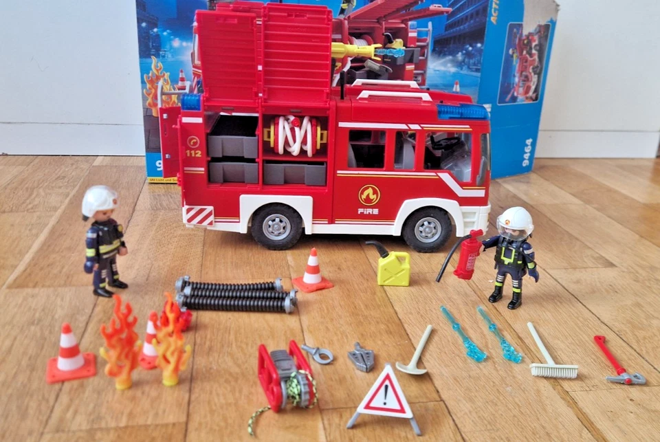 Playmobil City Action 9464 Feuerwehr-Rüstfahrzeug Ergänzungsset mit Zubehör - Bild 1 von 4