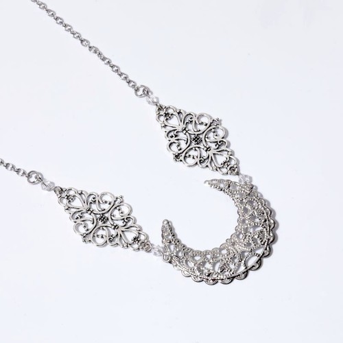 Bohemian Silver Moon Tassel Forehead Hair Headband Jewellery Gypsy Head Chain - Picture 3 of 3