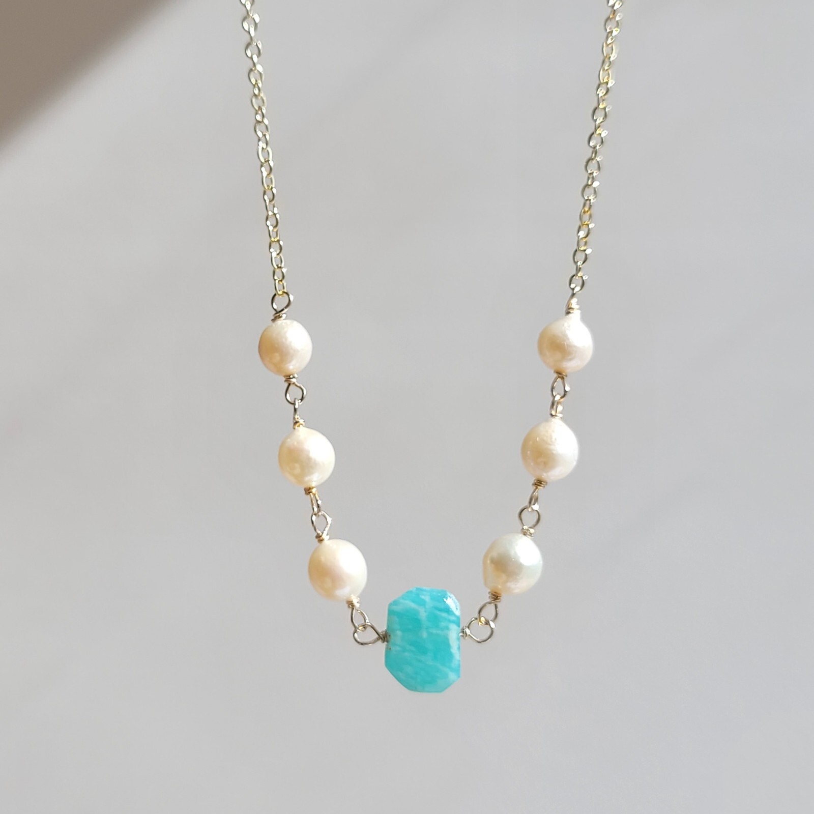 Collier amazonite et perle de culture anti-ternissement en or laminé pour peau sensible