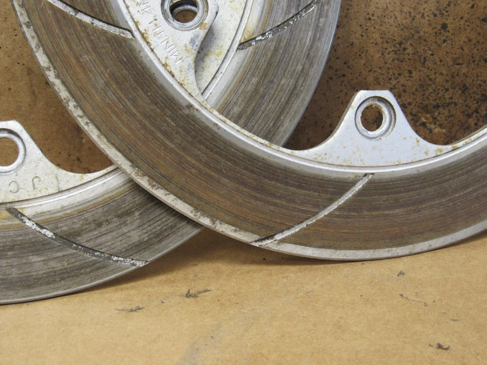 Rotor de freno delantero Honda VF700S Sabre 1984 45351-MJ1-670 Foto 4 de 4