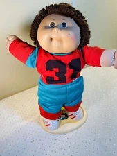Cabbage Patch Kid doll Vintage 1985 Brown One Ponytail, original outfit