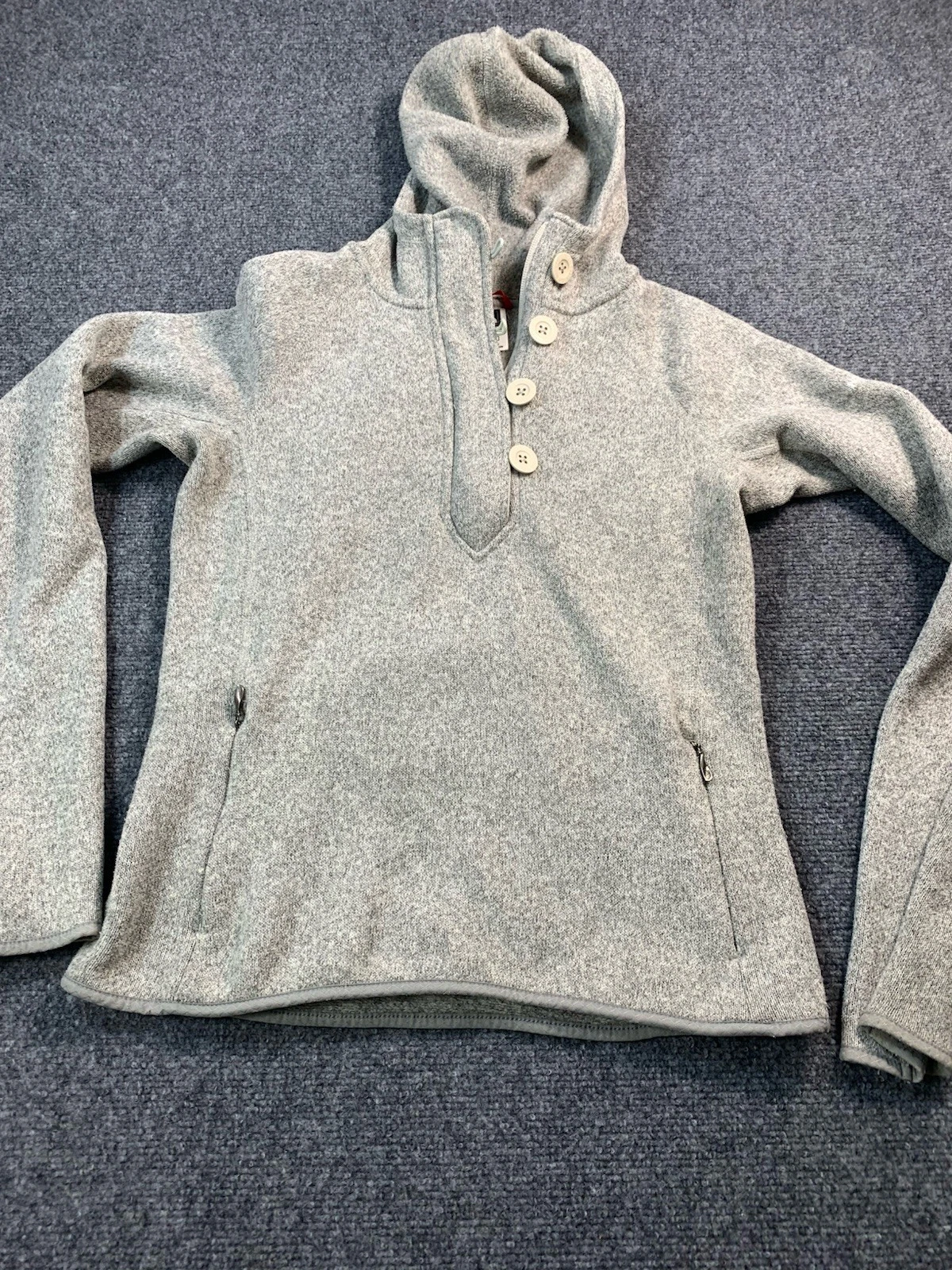 The North Face Sweater Womens Small Gray Long Sleeve 1/4 Button Outdoors Hoodie