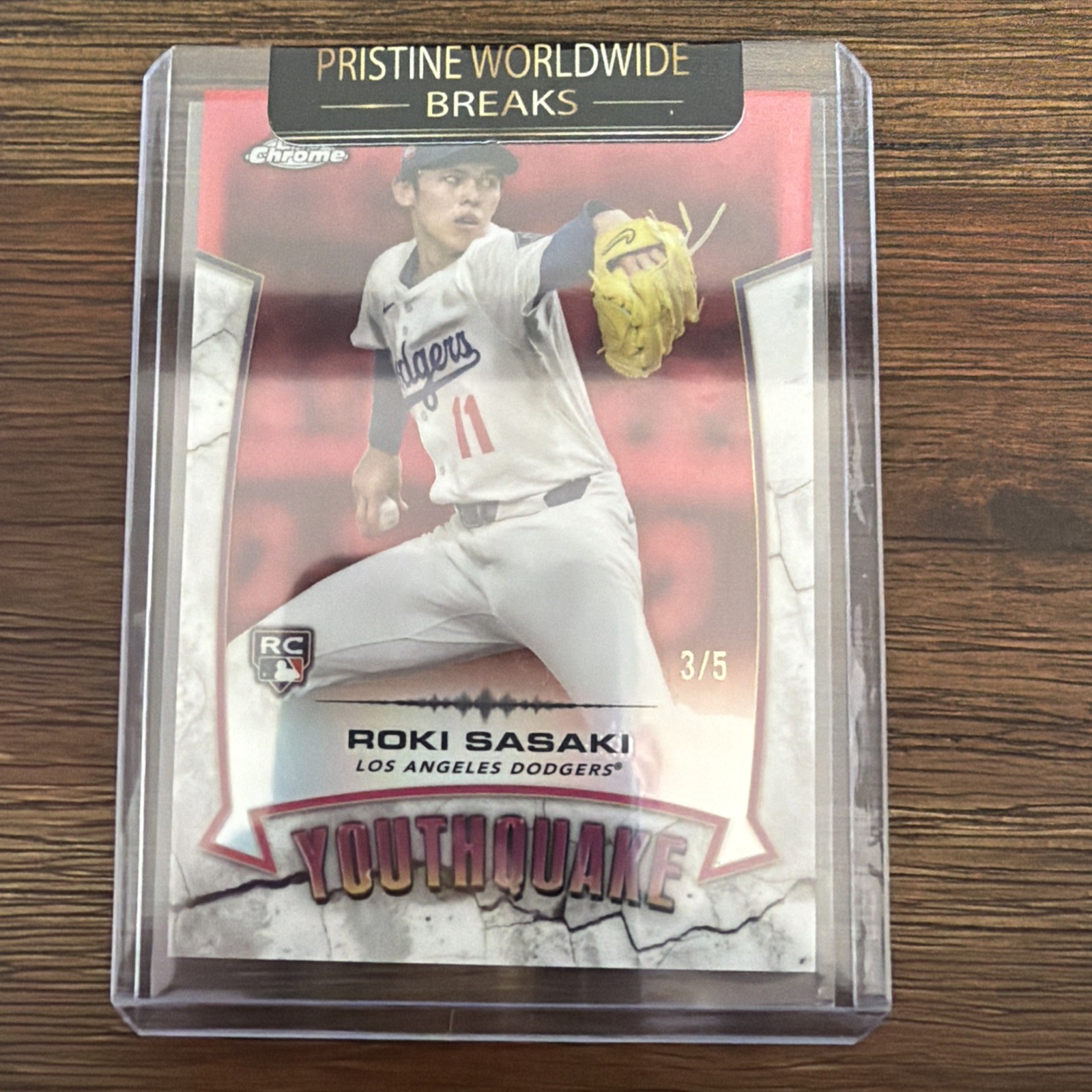 2025 Topps Chrome #YQ-10 Roki Sasaki YouthQuake Red Refractors #/5