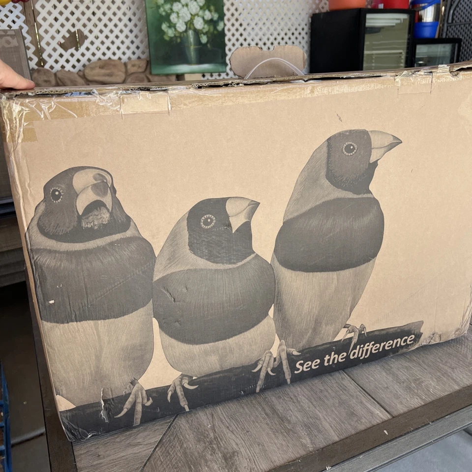 ViewSonic VX3276-4K-MHD 32" Frameless 4K UHD Monitor - Image 2 of 4