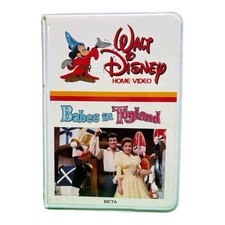Walt Disney - Babes In Toyland - VHS Home Video White Clamshell 1961