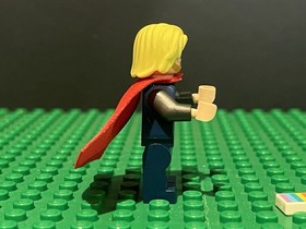 LEGO Thor Minifigure Marvel Super Heroes Age Of Ultron 76030 76038 sh0170