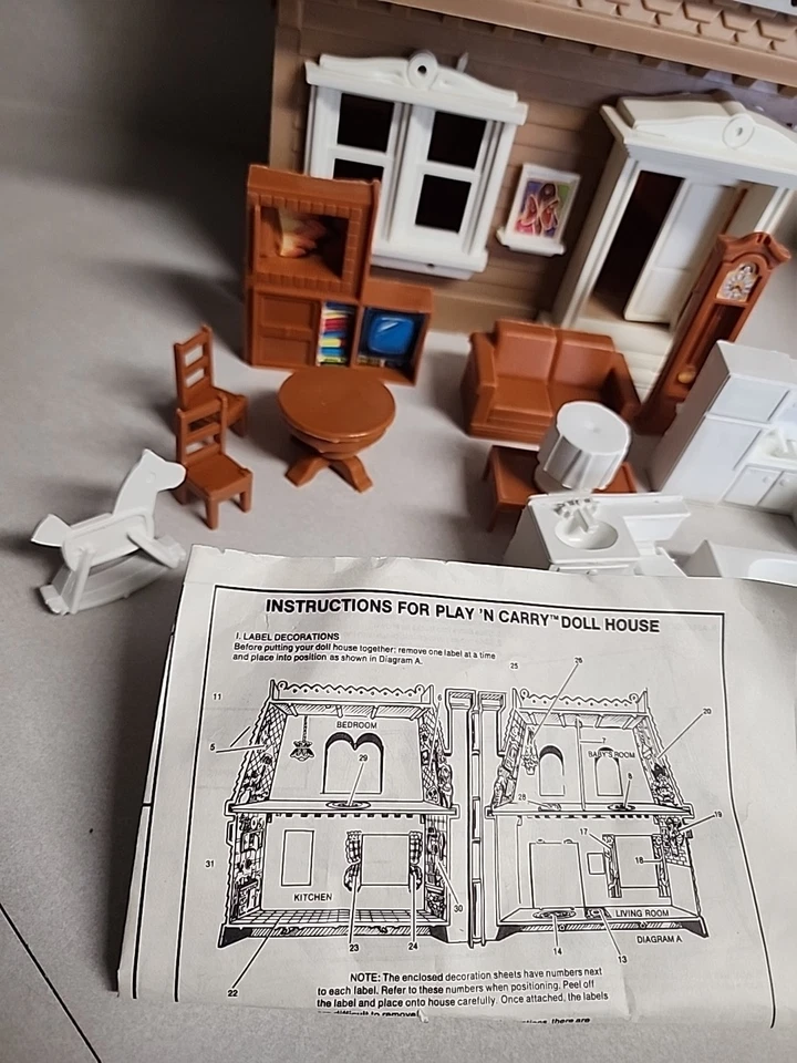 Casa de muñecas y muebles de colección Durham Industries Play Carry plástico plegable Foto 2 de 4