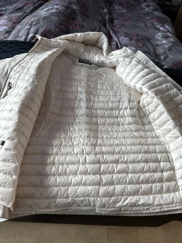 Milestone Mantel mit Kapuze Größe: 44. Top Zustand - Bild 2 von 4