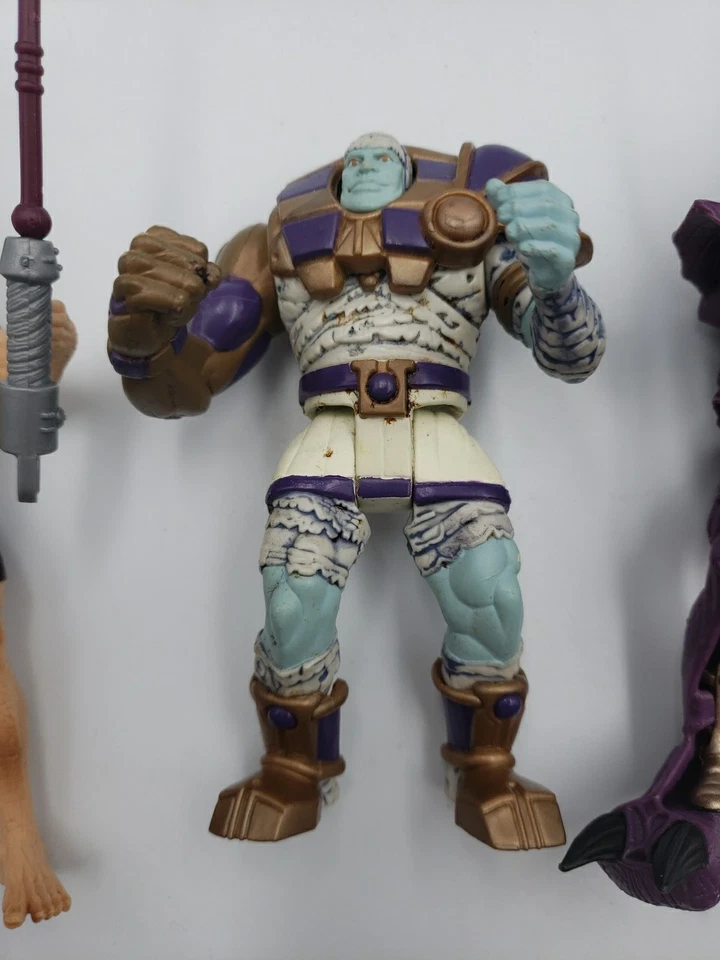 Lote de figuras de acción Mummies Alive Evil Sorcerer Trooper Armon Kenner de colección Foto 3 de 4