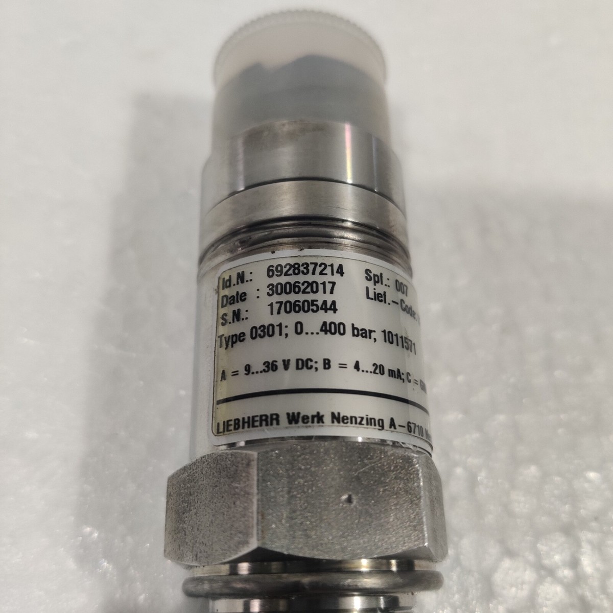 LIEBHERR PRESSURE SENSOR 692837214 | eBay