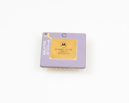 MOTOROLA MC14584BCP MOTOROLA IC SCHMITT TRIGGER In USA, Europe, China - Foto 10