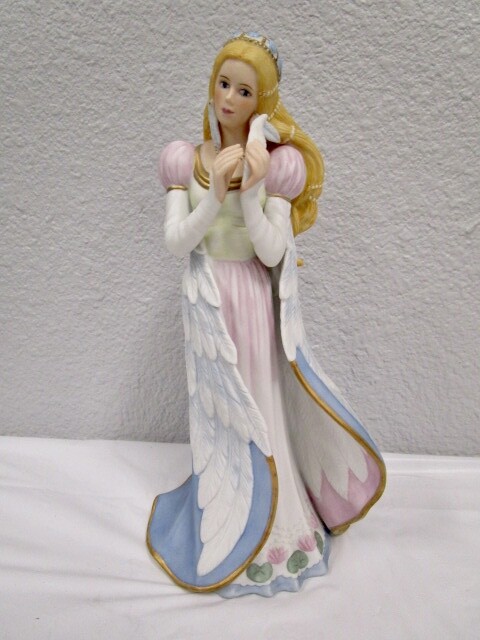 Lenox - Legendary Princesses - The Swan Princess - Porcelain