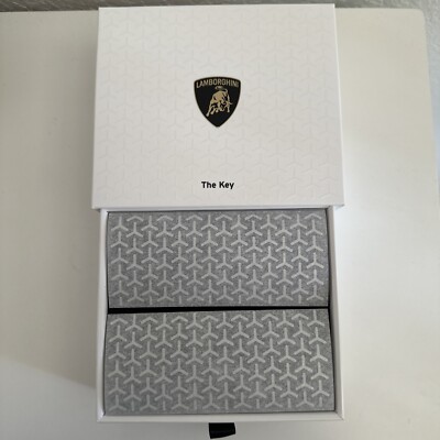 Lamborghini The Key ボックス型 ゴールド Lamborghini The Key ボックス型 ゴールド