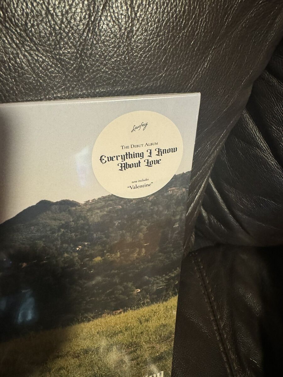 Laufey Everything I Know About Love Vinyl LP (Limited Laufey Everything I Know About Love Vinyl LP (Limited