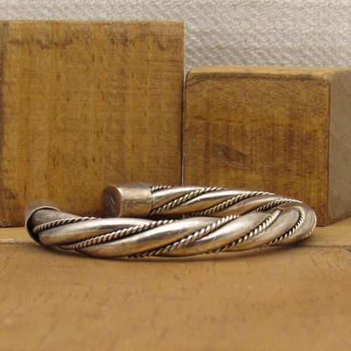 Sterling Silver Twisted Wire Bracelet from Mexico + - Picture 2 of 5
