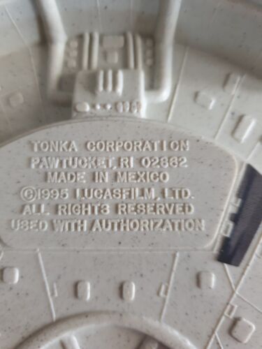 Kenner 1995 Star Wars Millenium Falcon - with working lights and sounds. Boxed. - Picture 18 of 24