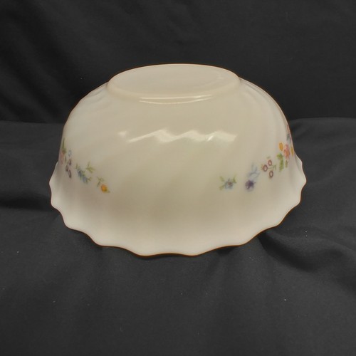 (1) Arcopal "Victoria" Cereal Bowl 6 1/4" Scalloped Edge Floral Blue Rim France - Picture 4 of 13