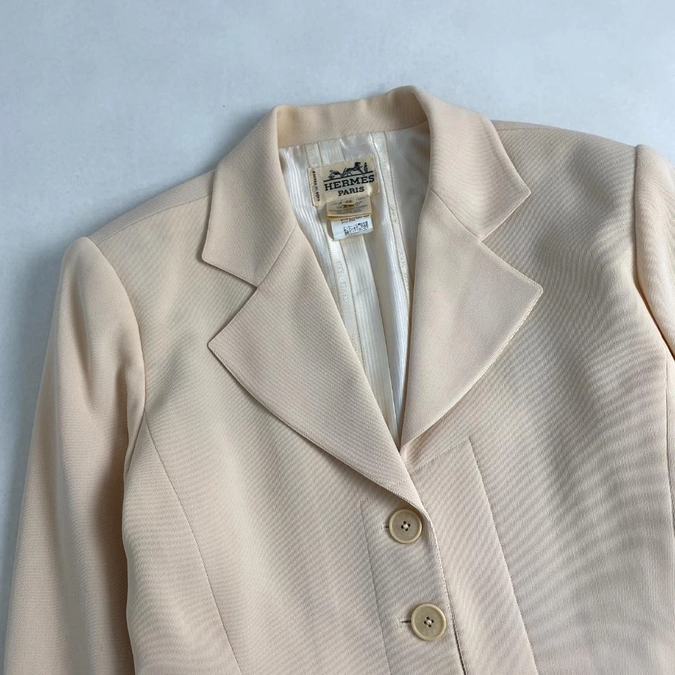 W3986 Hermès Set Up Chaqueta Falda 100% Lana Beige Talla 40 M–L Equivalente Foto 4 de 4