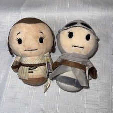 2 Star Wars Itty Bittys Rey Hallmark Rise Of Skywalker Disney