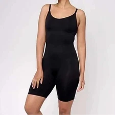 Shapermint Women's All Day Every Day Scoop Neck Mid-Thigh Bodysuit, Black, Large