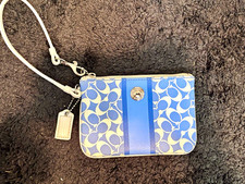 Coach Peyton Signature Dream C Wristlet
