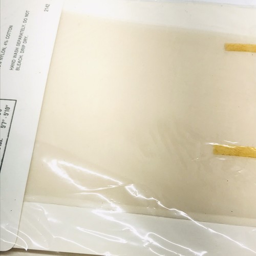 New Nearly Nude Sheer Pantyhose Off White Average 5’3-5’6 For 115-135lbs - Imagen 4 de 5