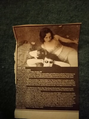 ZZ15 Ephemera 1994 Popmusik LP Rezension Deee Lite Dewdrops in the Garden 