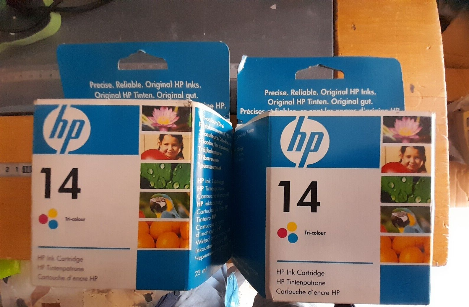 HP 14 TriColor C5011DE Original Ink Cartridge New Sealed Expired  -image