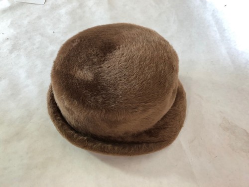 Vintage Woman's Hat, Peck & Peck, Made in Switzerland - Picture 6 of 8