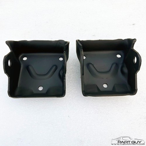 Small Block Chevy V8 Motor Mount Brackets 332648 Clam Shell 305 327 350